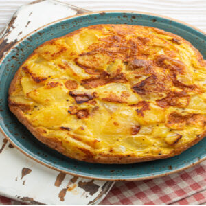 Receta de Tortilla de papas, receta con basde de Huevo